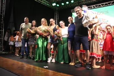 Espetáculo de Dança Raizes